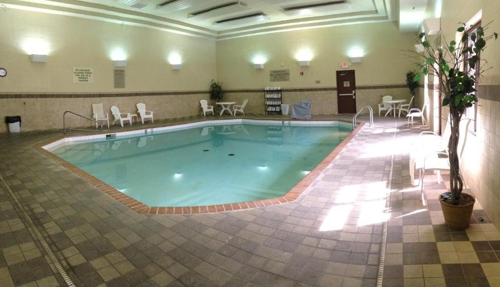 Country Inn & Suites By Radisson, Lincoln North Hotel And Conference Center, Ne Exteriör bild